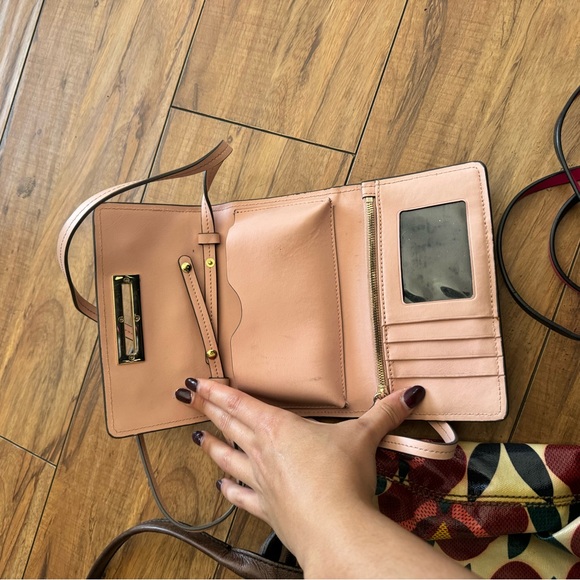 Designer bag bundle! - Picture 3 of 6